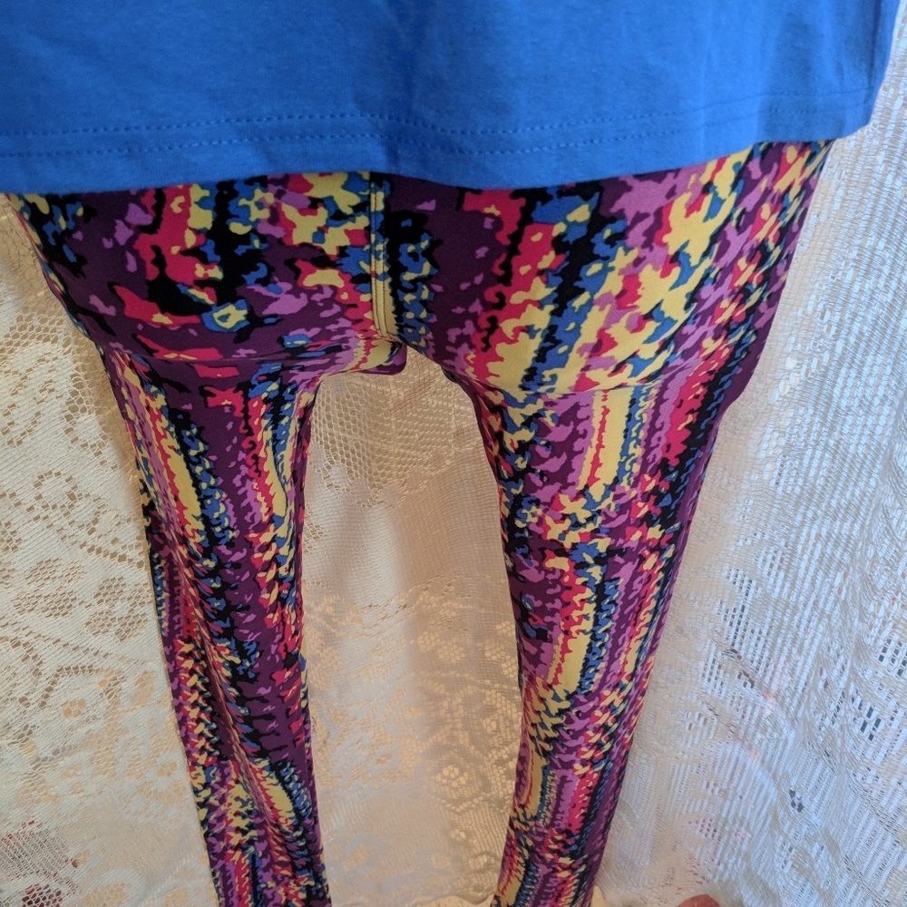SOLD!       NWOT LLR One Size OS legg